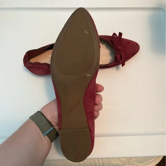 Kate Spade New York "Karolina" Suede Bow Flats Size 9 EUC Retail $228 - Picture 4 of 6